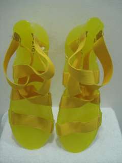 Women’s Zigi Girl Yellow “Gellin” Gladiator Sandals Size 10 