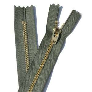   Brass Zipper #4.5   567 Black Olive (3 Zippers) Arts, Crafts & Sewing