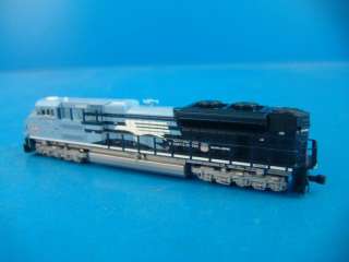 Kato N Scale SD70ACe Missouri Pacific Union Locomotive Train Diesel 