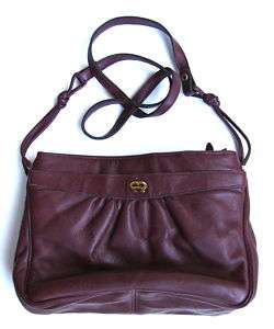 Vintage 1970s Aigner classic A leather purse  