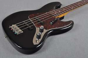 Fender® American Vintage 62 Jazz Bass®   USA Bass  