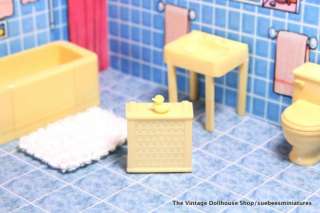 MARX Vintage Dollhouse Furniture OLD HARD TRADITIONAL BATHROOM SET 1/2 