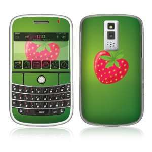  BlackBerry Bold 9000 Decal Skin   StrawBerry Love 