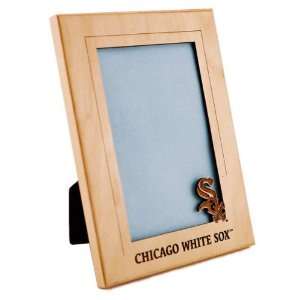   Chicago White Sox 5x7 Vertical Wood Picture Frame: Sports & Outdoors