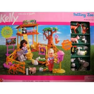  Barbie   Kelly Petting Zoo Playset (2000): Toys & Games