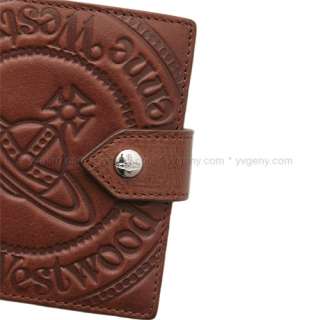 As with all Vivienne Westwood accessories the wallet is made in Italy 