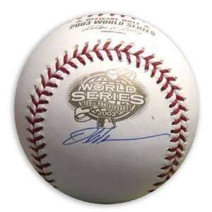  Dontrelle Willis Autographed Baseball  Details:2003 World 