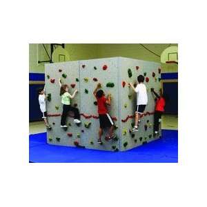360 Degree Freestanding Climbing Wall by Everlast  Sports 