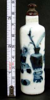 Antique Chinese Early 19th Century Porcelain Snuff Bottle  