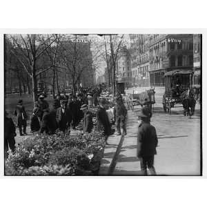  Shoppers at Easter Flower Market,Union Sq.,New York