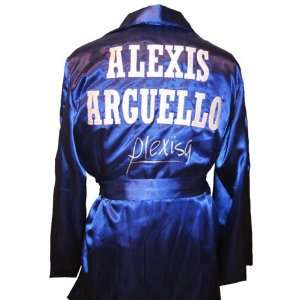  Alexis Arguello Signed Boxing Robe   Autographed Boxing 