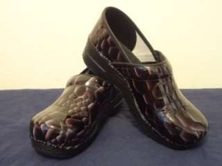 Dansko Professional Patent Shoes Clogs Sz 41 10 10.5 Onex Tigers Eye 