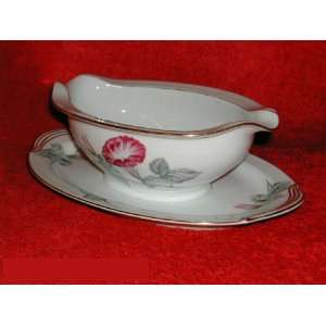  NORITAKE MORNING GLORY 5108 GRAVY BOAT WITH STAND   1 PC 