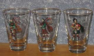   Scottish Highlander Clansmen Kilts Bagpipes Cocktail Glasses  