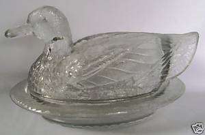 TIFFIN GLASS DUCK ON NEST CRYSTAL COLOR  