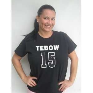  Womens Tebow 15 Forest Green T Shirt Size Medium Sports 