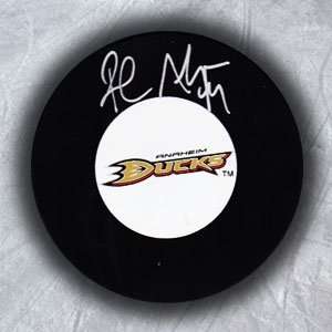  ROB NIEDERMAYER Anaheim Ducks SIGNED Hockey Puck Sports 