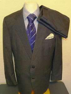 button VintageHart Schaffner Marx Suit, size 44 Long  
