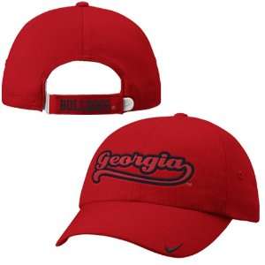   Nike Georgia Bulldogs Red Ladies Comfie Hat: Sports & Outdoors