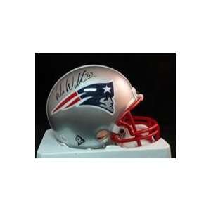 Autographed Wes Welker Mini Helmet   Autographed NFL Mini Helmets 