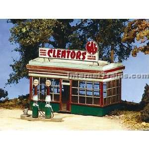  BTS HO Scale Cleator Gas Station Kit Toys & Games