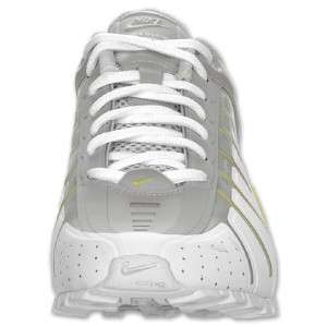 NIKE SHOX OLEVEN WOMENs WHT / SILVER / VOLT RUNNING BRAND NEW IN BOX 