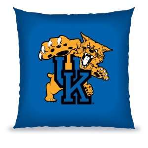  Kentucky Wildcats NCAA 18 in Toss Pillow: Sports 