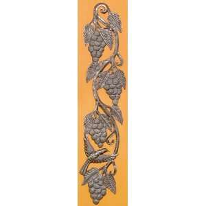  Grapes on A Vine Metal Wall Decoration 