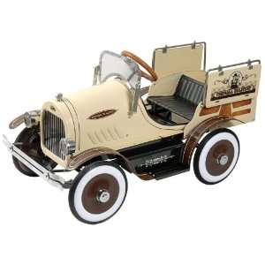  Woody Wagon Pedal Car: Toys & Games