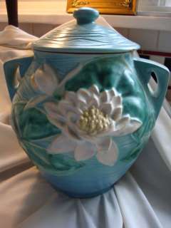 OLD ROSEVILLE WATER LILY LIDDED COOKIE JAR ? as found  