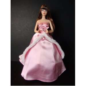   and White Fur Trim Gown Made to Fit the Barbie Doll Toys & Games