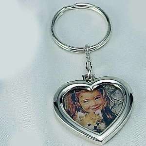  SILVER KEY CHAIN WITH HEART FRME Electronics