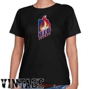 NCAA UIC Flames Ladies Black Distressed Logo Vintage Classic Fit T 