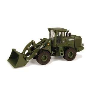  John Deere 1/50 Model 624J Military Wheel Loader: Toys 