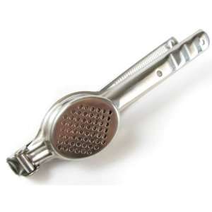 Garlic Press with Cleaning Attachment:  Kitchen & Dining