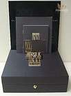   LIMITED EDITION NEW YORK 5TH AVENUE LACQUER WITH GOLD GATSBY LIGHTER