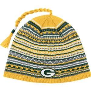 Reebok Green Bay Packers Tassle Knit Hat One Size Fits All:  