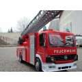 Mercedes Benz RC Feuerwehr Auto mit mechanischer Drehleiter 230