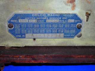   Police Shortwave Tube Radio Tombstone Wood Case # 1105 Art Deco  