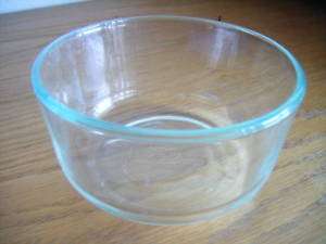 Pyrex Small Clear Glass Bowl 2 Cup size 7200 09 USA  