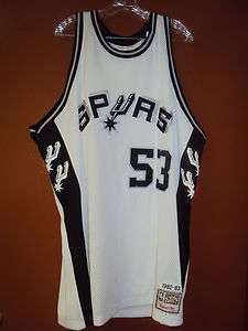 Mitchell & Ness NBA Throwback San Antonio Spurs Artis Gilmore Size 56 