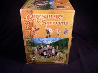 BMC 93371 Crusdaers & Saracens Playset with Castle, Knights & Saracen 