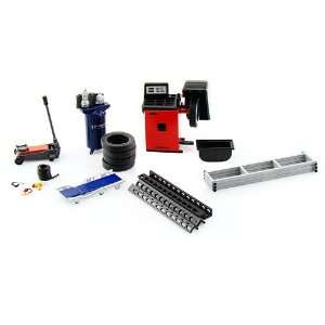   Tire Shop Accessory Set for 1/24 Scale Cars (Boxed) Toys & Games